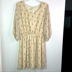 Cross Crosses Print Chiffon Dress 2X Cinched cream
